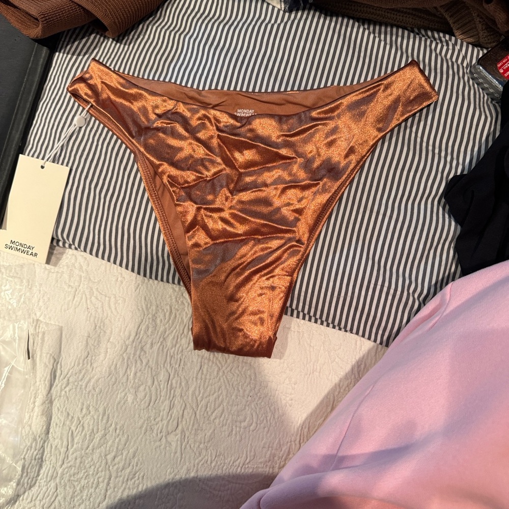 Monday Swimwear Byron Bottom - Bronze Shimmer